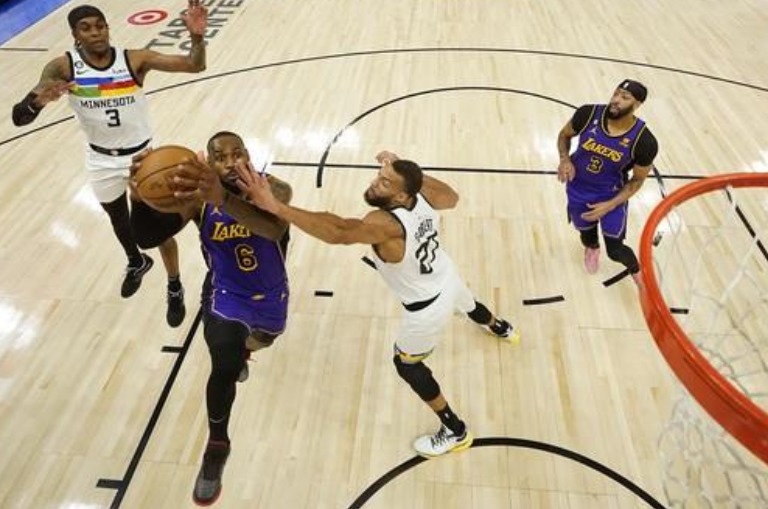 Lakers
